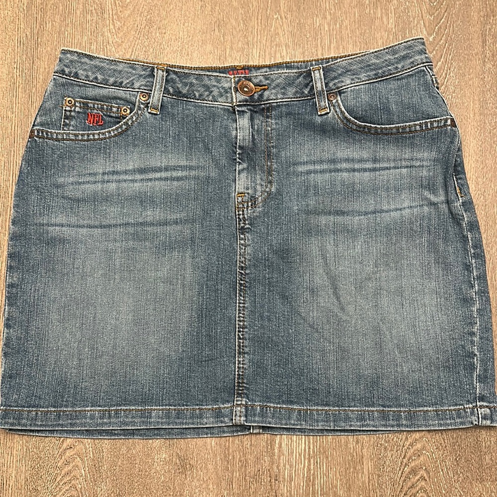 NFL BLITZ MINI GREEN BAY PACKERS DENIM MINI SKIRT - Size 12 SKU:144